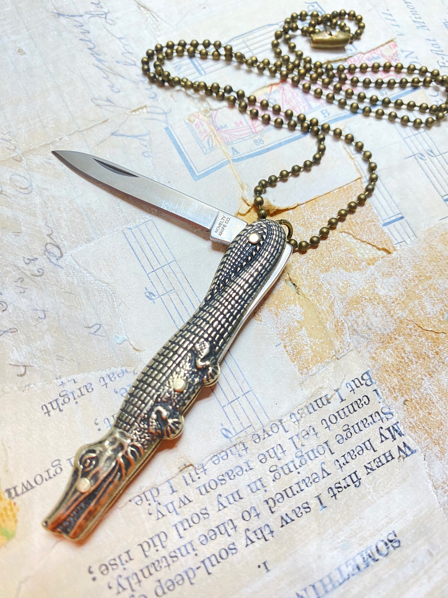 Gator Pocket Knife Necklace Alligator Crafter Tool