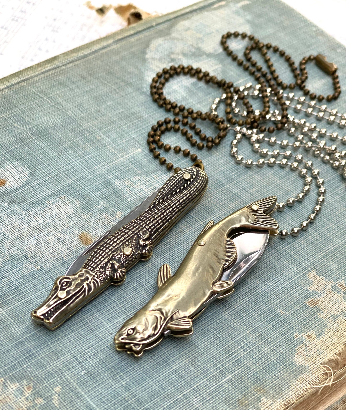 Gator Pocket Knife Necklace Alligator Crafter Tool